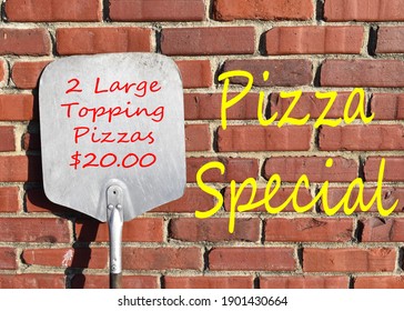 Pizza Paddle With Pizza Special Text