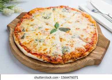 Pizza Quattro formaggi