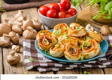 Pizza Snails In Puff Pastry With Ham, Cheese And Mushrooms