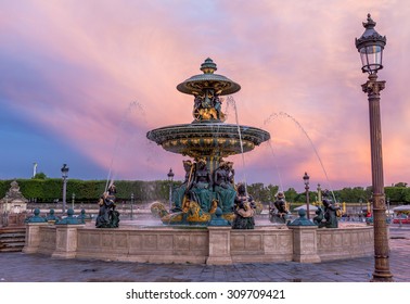 Place De La Concorde In Paris