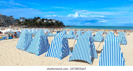 Plage de l'écluse: Sluice beach in Dinard - France - Powered by Shutterstock