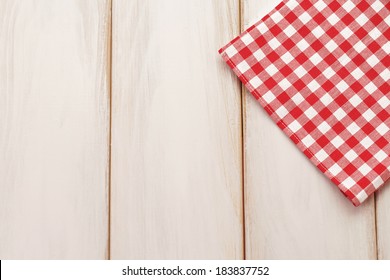 Plaid Cloth On Picnic Table/Picnic Table Background