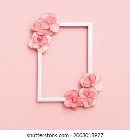 Plain Natural Hydrangea Flowers, Minimal Floral Style Pastel Pink Blossom Arrangement. Flowery Frame For Festive Summer Cards Or Invitations With Copy Space.