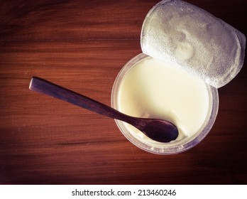 Plain Yoghurt In Plastic Cup 