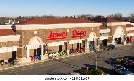 PLAINFIELD, IL, USA - MARCH 4, 2020: Jewel-Osco is a grocery store, owned by Albertsons, and is a Midwestern chain with 188 stores in Illinois, Indiana, and Iowa. 