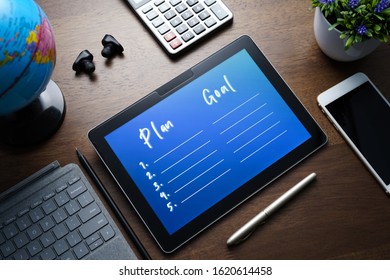 Plan and goa or target write on pc tablet