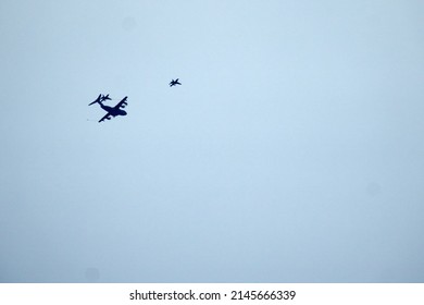 Plane Refueling In Mid Air                          