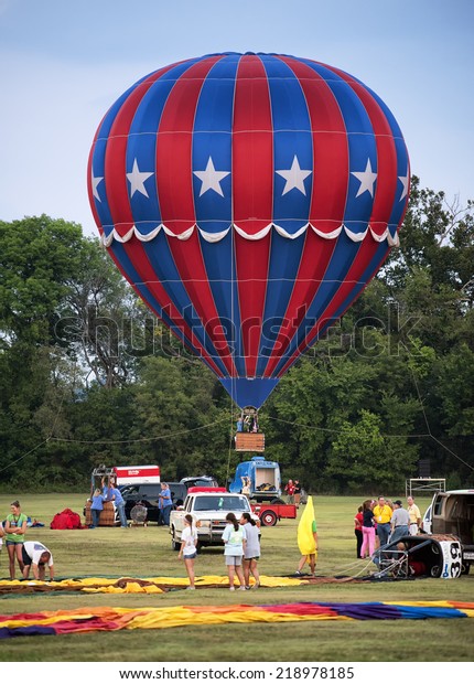 Plano Balloon Festival, TX - September 19, 2014:\
Plano Balloon Festival, one of the city\'s largest celebrations is\
held each September, drawing in excess of 90,000 attendees on\
September 19, 2014.