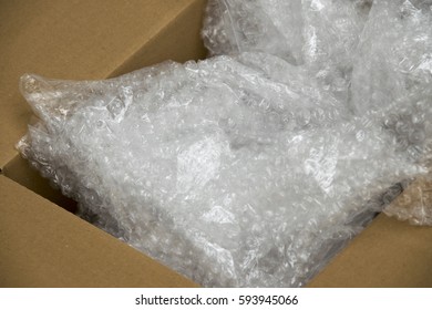 Plastic Bubble Cushioning Wrap In Paper Box