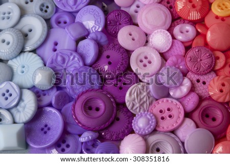 Plastic Craft Buttons