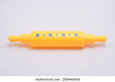 Plastic Cylindrical Shape Clay Rolling Pin Toy Played By Kids