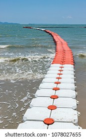 Plastic Floating Dock, Plastic Pontoon Cubes in the sea in sunny day
