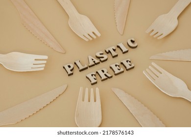 PLASTIC FREE Text Around Eco Friendly, Disposable, Recyclable, Compostable Tableware. Paper Food Boxes, Dishes On Neutral Beige Background. Sustainable Lifestyle Concept. Flat Lay Earth Tones