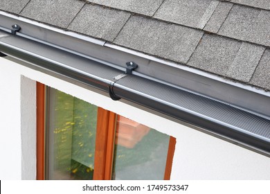 Brown Gutter Systems Roofing Gutters The Home Depot