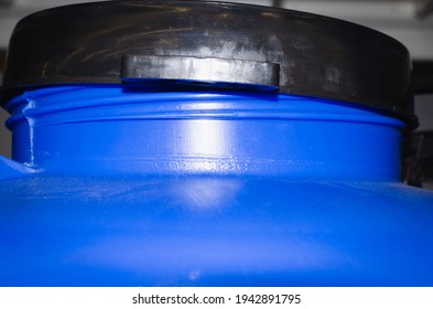 Plastic Water Tank With Lid.