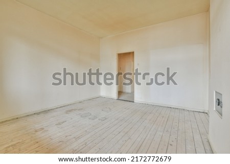 Similar – Zimmer in typischer Berliner Altbauwohnung, leer