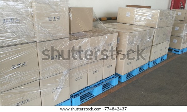 Plastic Wrap Box Before Transferring 