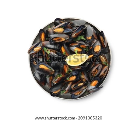 Plate with cooked mussels, parsley and lemon isolated on white, top view