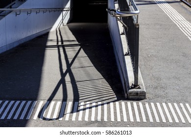 platform with lead