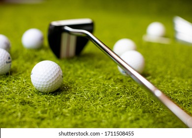  Play Golf In The House On Artificial Grass. Is A Relaxing Activity In The Family