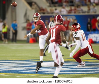 Players-Alabama Football Campingworld Kickoff September 1st, 2018 In Orlando Florida -USA Alabama Crimson Tide Vs. Louisville Cardinals 