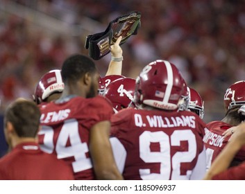 Players-Alabama Football Campingworld Kickoff September 1st, 2018 In Orlando Florida -USA Alabama Crimson Tide Vs. Louisville Cardinals 