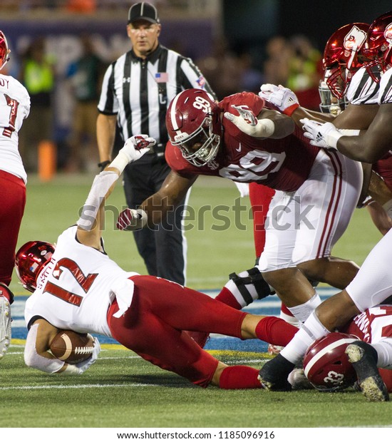 Playersalabama Football Campingworld Kickoff September 1st Stock Photo ...