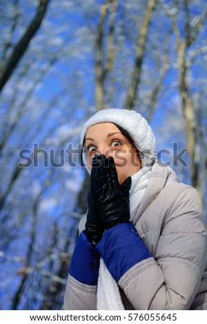 Similar – Foto Bild Ein Mann in winterbekleidung spielt Elefant und formt seine Arme zu einem Rüssel. Winter. Humor