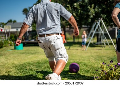 94 Kids playing kickball Images, Stock Photos & Vectors | Shutterstock