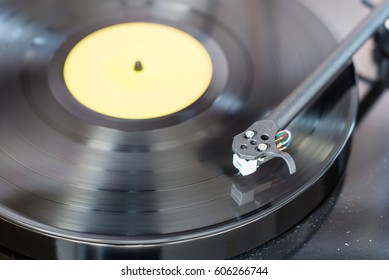 Playing Music With A Record Player.  The Classic LP Has Seen Renewed Interest In Recent Years, With Increasing Sales Of Physical Music As Against Digital Downloads.