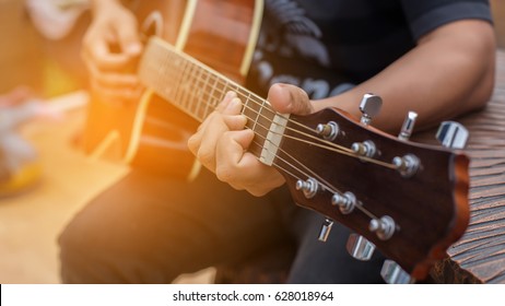 Playing perfect riff. 