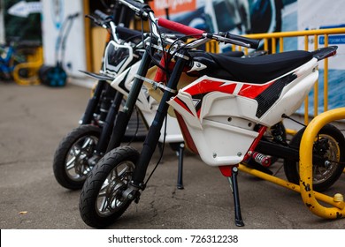 plays with minibikes