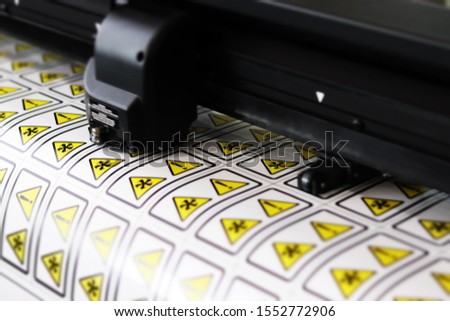 Plotter Cutting Stickers Warning
Orange, Black, Summa Cutter