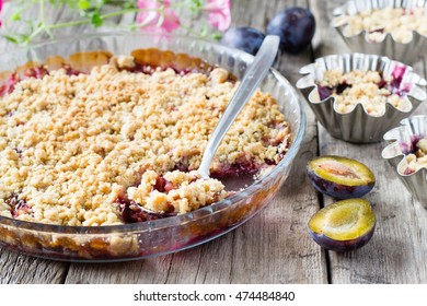 Plum Crumble 