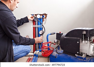 905 Gas leak house Images, Stock Photos & Vectors | Shutterstock