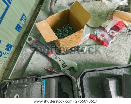 Plumbing tools and pipe threading equipment with wrench and acce