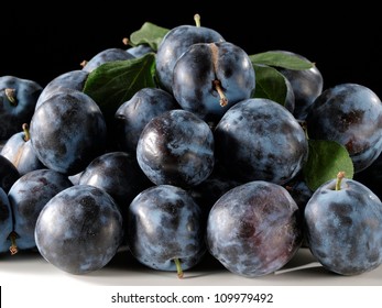 Black Plum Images, Stock Photos & Vectors | Shutterstock