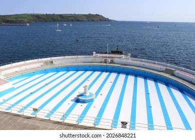 Plymouth.. Devon.. England. April 27. 2011. Plymouth Lido Public Outdoor Swimming Pool