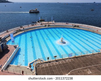 Plymouth, Devon, UK 17.07.21 - Tinside Lido Outside Saltwater Pool, Art-deco Style Grade II Listed Quintessential British Seaside On Plymouth Hoe Looking Out To Sea.