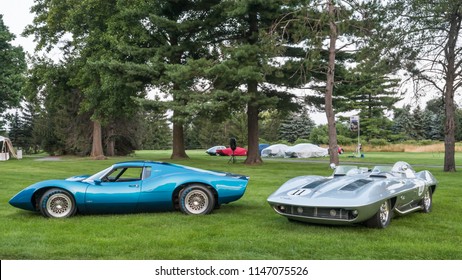 PLYMOUTH, MI/USA - JULY 29, 2018: A 1968 Chevrolet Astro II and 1959 Stingray (Styling: Bill Mitchell; Driver: Elvis Presley in the movie "Clambake") on display at the Concours d'Elegance of  America.