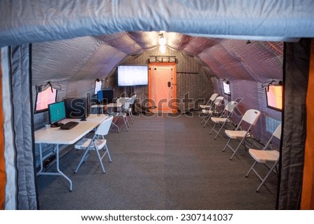Pneumatic frame mobile command post module