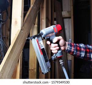 Pneumatic Stapler Red Hand Wooden Worker