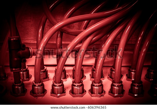The pneumatic\
system. Hoses and\
valves.\
\
