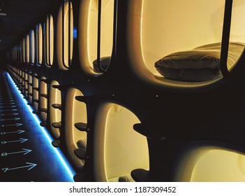 Pod Hotel Japan - Capsule Hotel