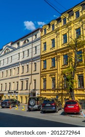 Podil, Kyiv, Ukraine - June 16, 2021 - Street Photography Of Cars And Traditional Architecture In The Neighborhood Of Podil