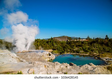 Pohutu Geyser Erupting