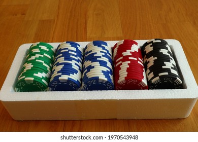 624 Poker chips box Images, Stock Photos & Vectors | Shutterstock