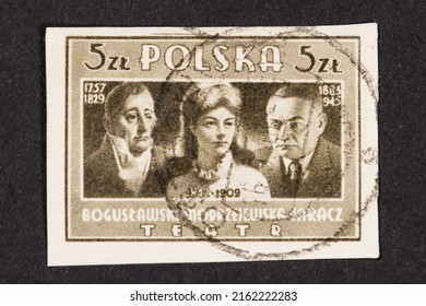 Poland, Circa 1947 : Polish Post Stamp From Series Polish Culture. The Stamp Shows The Likenesses Of Wojciech Bogusławski, Helena Modrzejewska I Stefan Jaracz.
