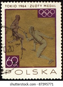 POLAND - CIRCA 1964: A Post Stamp Printed In Poland Shows Two Fighting Fencers, Devoted To Olympic Games In Tokio, Series, Circa 1964