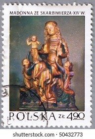 POLAND - CIRCA 1973: A stamp printed in Poland shows a gothic wooden sculpture of Madonna, stamp from series of masterpieces of Polish Art, circa 1973